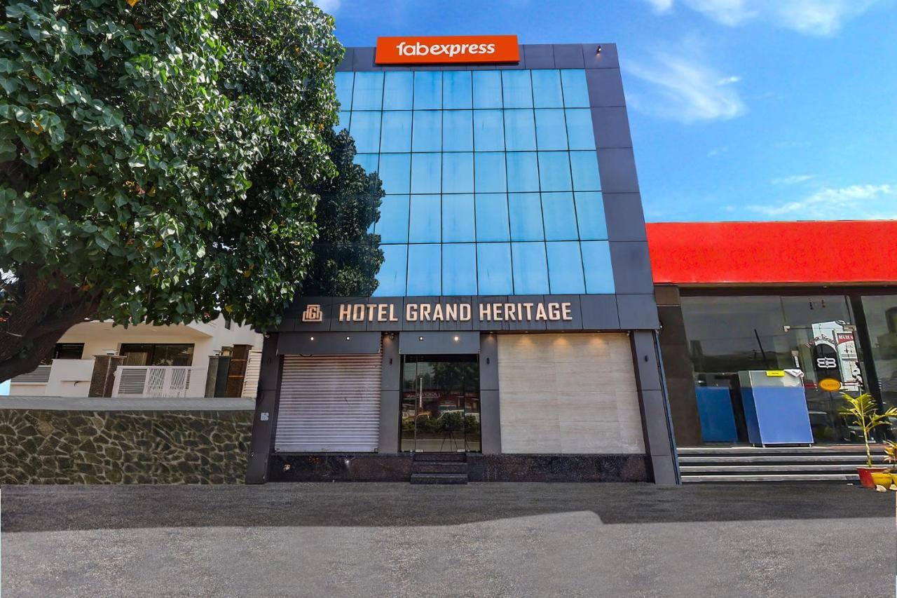 Fabhotel Grand Heritage Kurla West Bombay Exterior foto